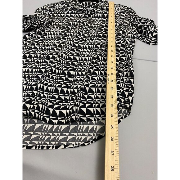 Classiques Entier Silk Blend Geometric Button Up Top Womens size XS Black Career - Picture 9 of 9